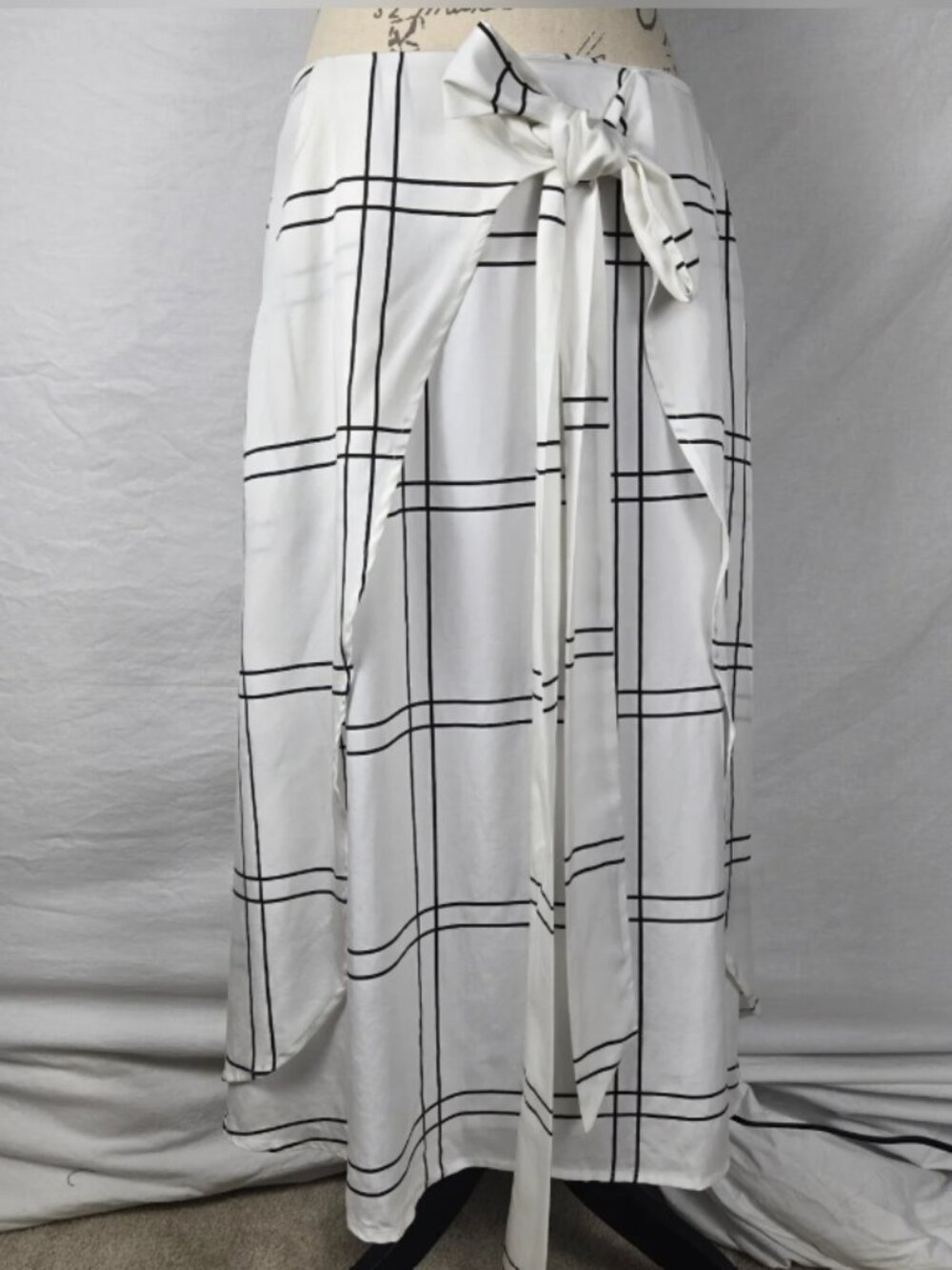 SANCIA Virginia Belted Windowpane Maxi Skirt Ivory Black L NWT